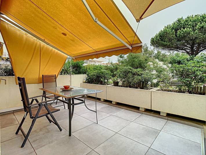 Studio pour 3 personnes, avec terrasse