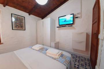 Villa voor 12 Personen in Parco Nazionale dell'Arcipelago di La Maddalena, La Maddalena, Afbeelding 2