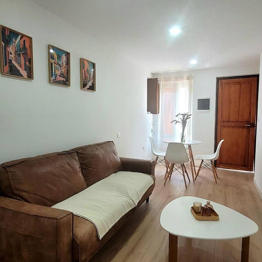 Two-Bedroom House in Saint-Marcel-sur-Aude, Côte méditerranéenne (France)