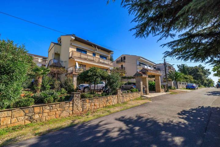 Apartament wakacyjny dla 6 osób, z Ogród w Dramalj