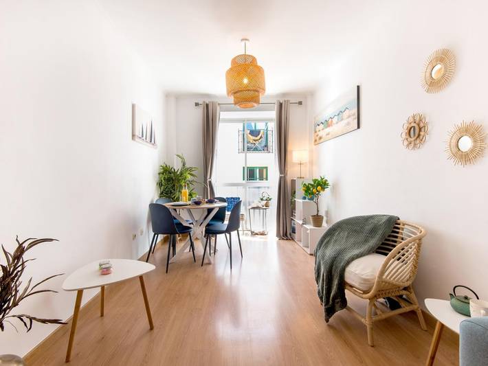 Ganze Ferienwohnung, Ferienwohnung für 4 Personen mit Balkon in Altstadt Málaga, Malaga