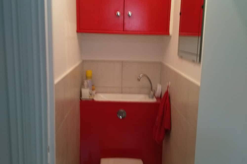 Chez l'habitant <br>A 15 Mn  Ouest De Caen in Val d'Arry, Région de Caen