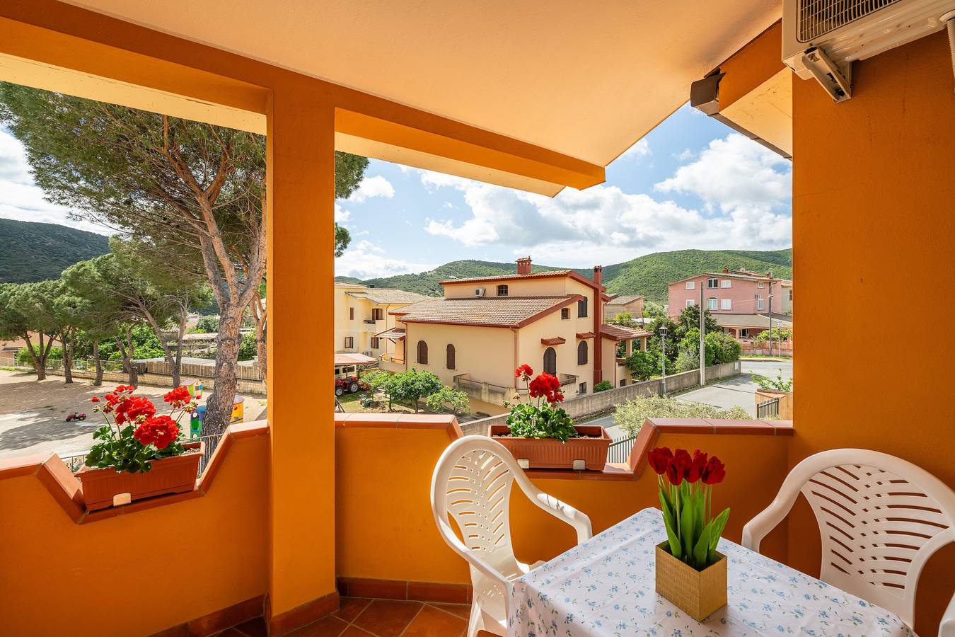 Ferienhaus 'Marika - Domus De Maria - Chia' mit Privatterrasse, Wi-Fi und Klimaanlage in Domus De Maria, Cagliari Provinz