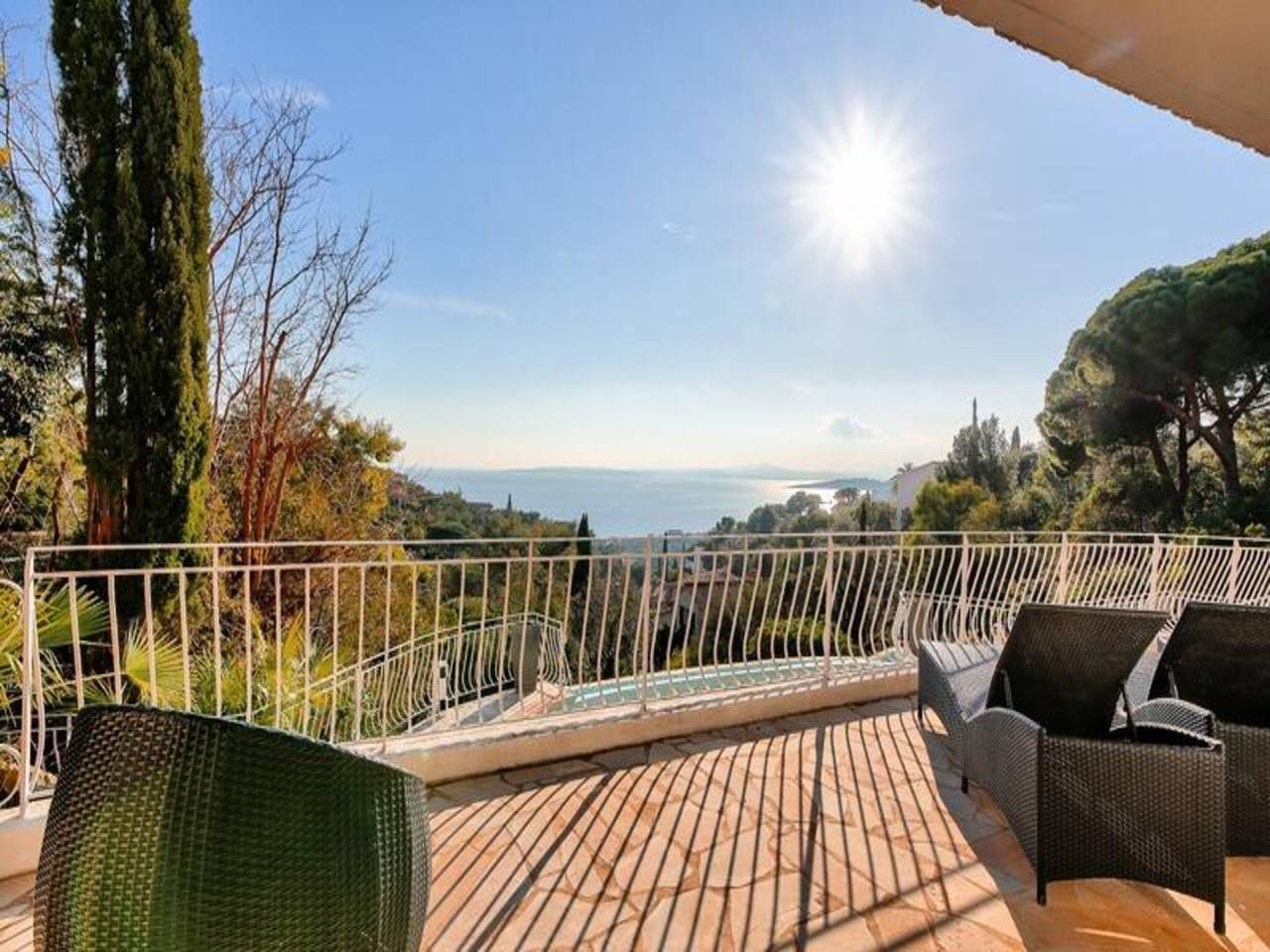 Appartement entier, Villa avec piscine et vue sur la mer en Côte d'Azur in Les Issambres, Roquebrune-sur-Argens