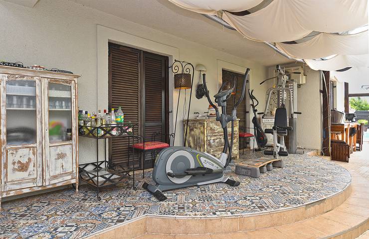 Ferienwohnung für 2 Personen, mit Terrasse und Pool in Peroj - 4