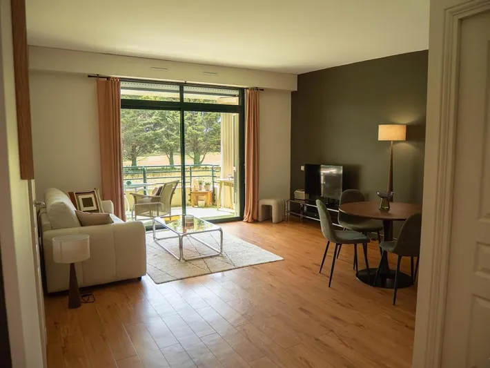 Apartamento de vacaciones para 4 personas, con piscina y balcón - 1
