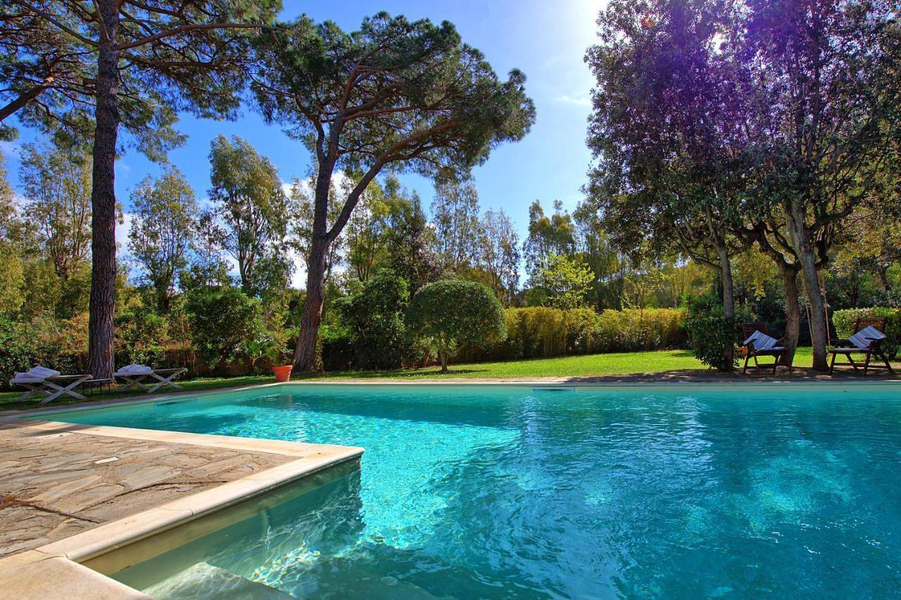 Villa with Private Pool in Roccamare, Castiglione della Pescaia