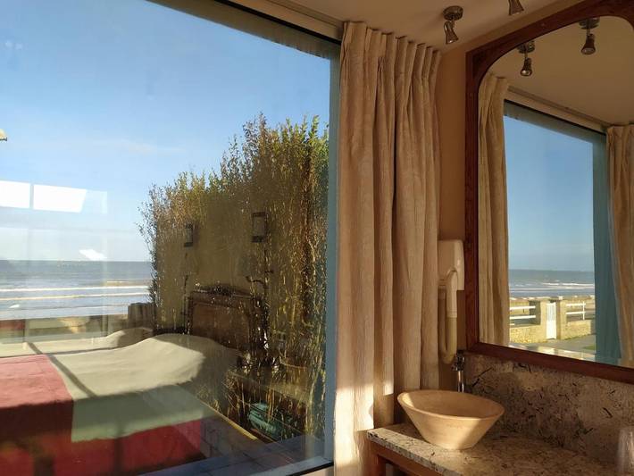 Gîte pour 3 personnes, avec vue et jardin à Saint-Côme-de-Fresné - 3