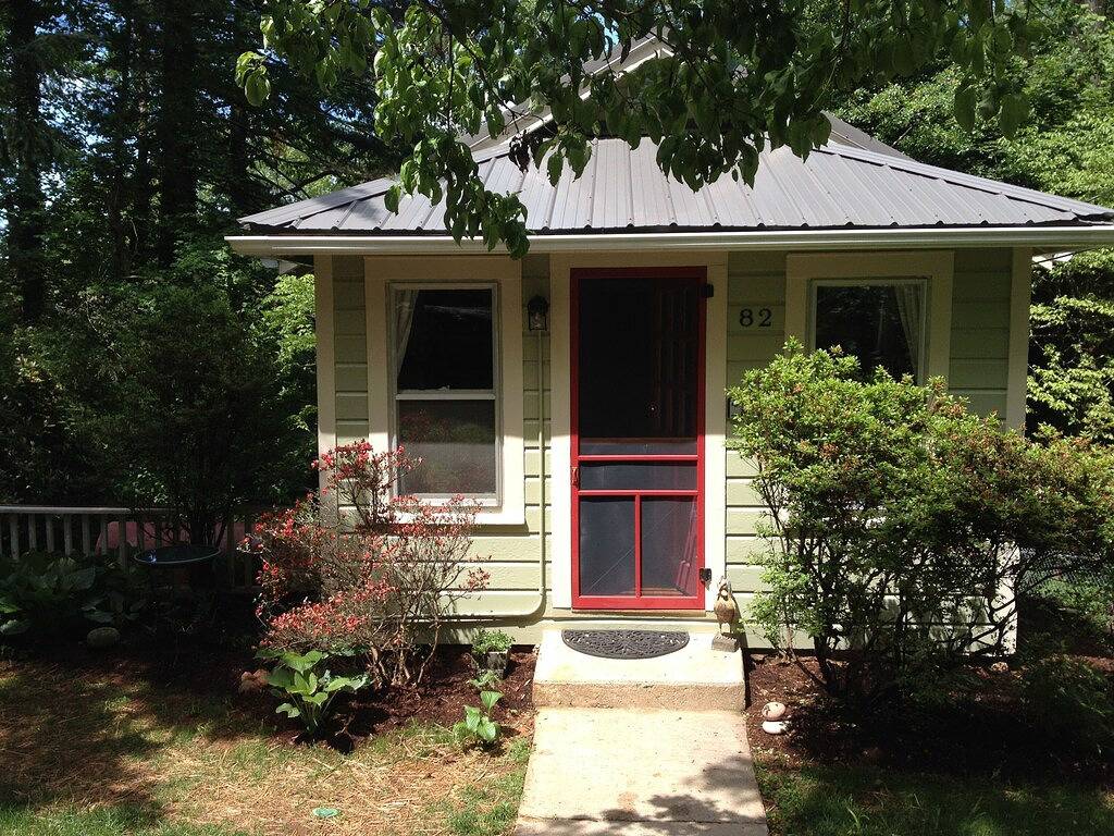 Verträumtes Cottage für Zwei in Brevard, Transylvania County