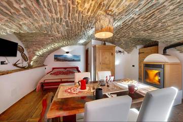 Gîte pour 2 personnes, avec sauna ainsi que vue et jardin à Bionaz