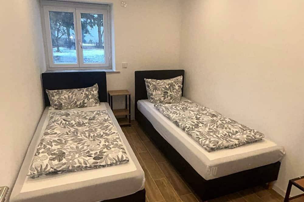 Ganze Wohnung, Ferienwohnung Casita2 Eg in Essenbach, Ostbayern