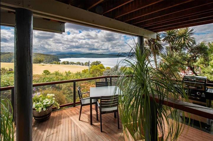 Appartement de vacances pour 2 personnes, avec jardin ainsi que vue sur le lac et vue, animaux acceptés