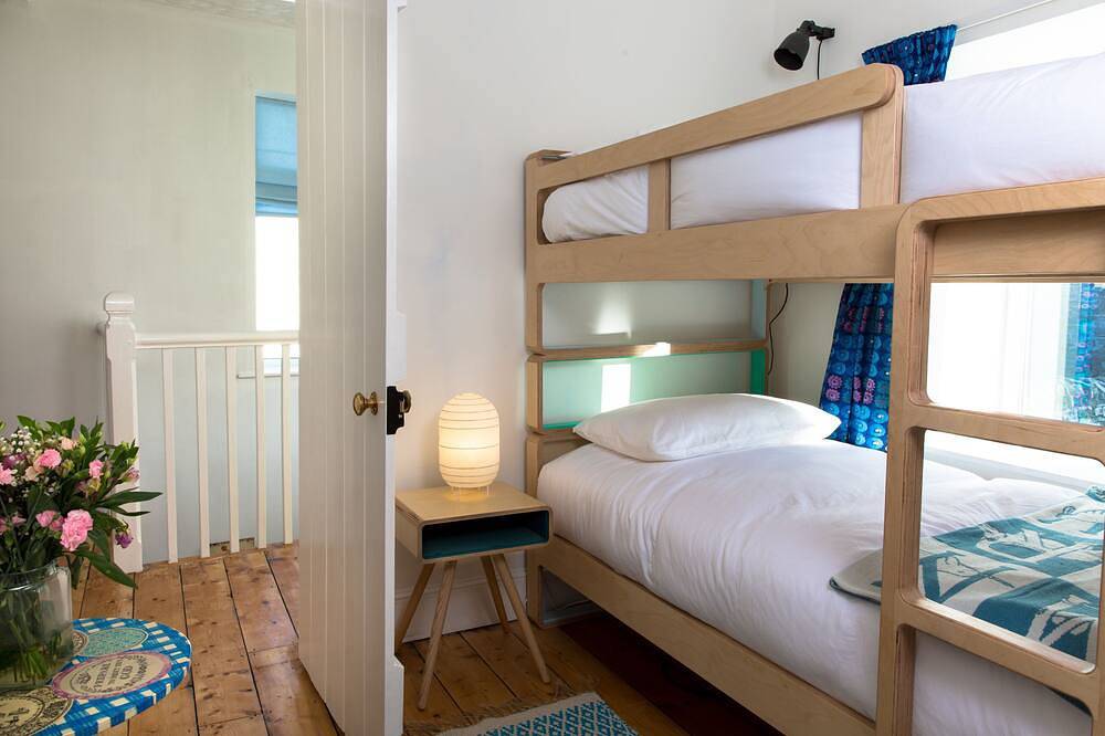 A stylish family house close to the centre of Hay-on-Wye in Hay-on-Wye, Brecon Beacons