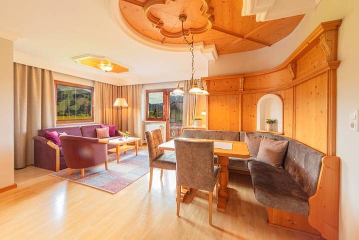 Ferienwohnung für 6 Personen, mit Garten und Ausblick sowie Pool und Sauna in Kössen - 4