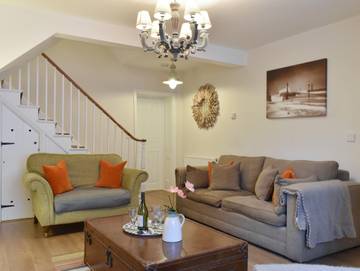 Log Cabin for 8 People in Whitby, North Yorkshire, Photo 2