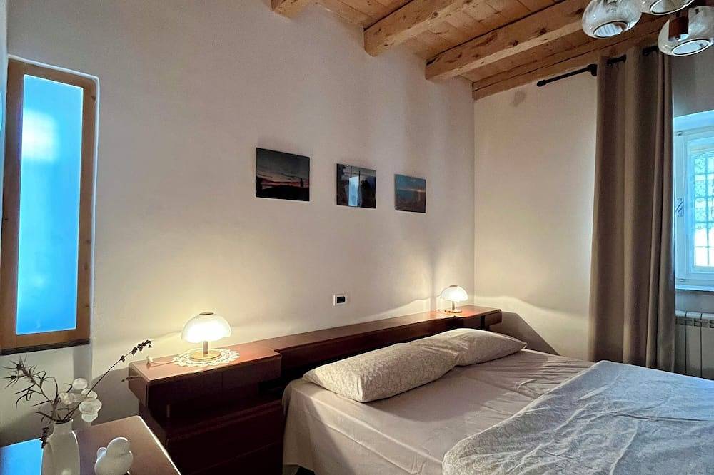 Ganze Wohnung, 1 Bedroom Apartment in Holy Cross in Triest, Karst