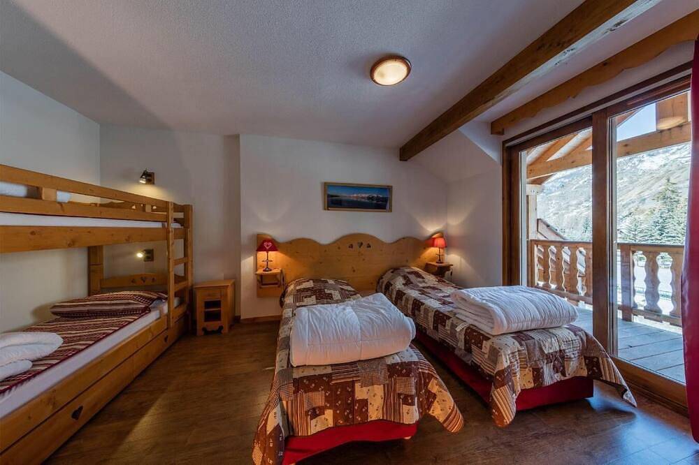 Entire apartment, Wifi, 300m from ski slopes, fitness, swimming pool, parking, tv, ski locker, 27-54m², Abriès in Abriès-Ristolas, Queyras