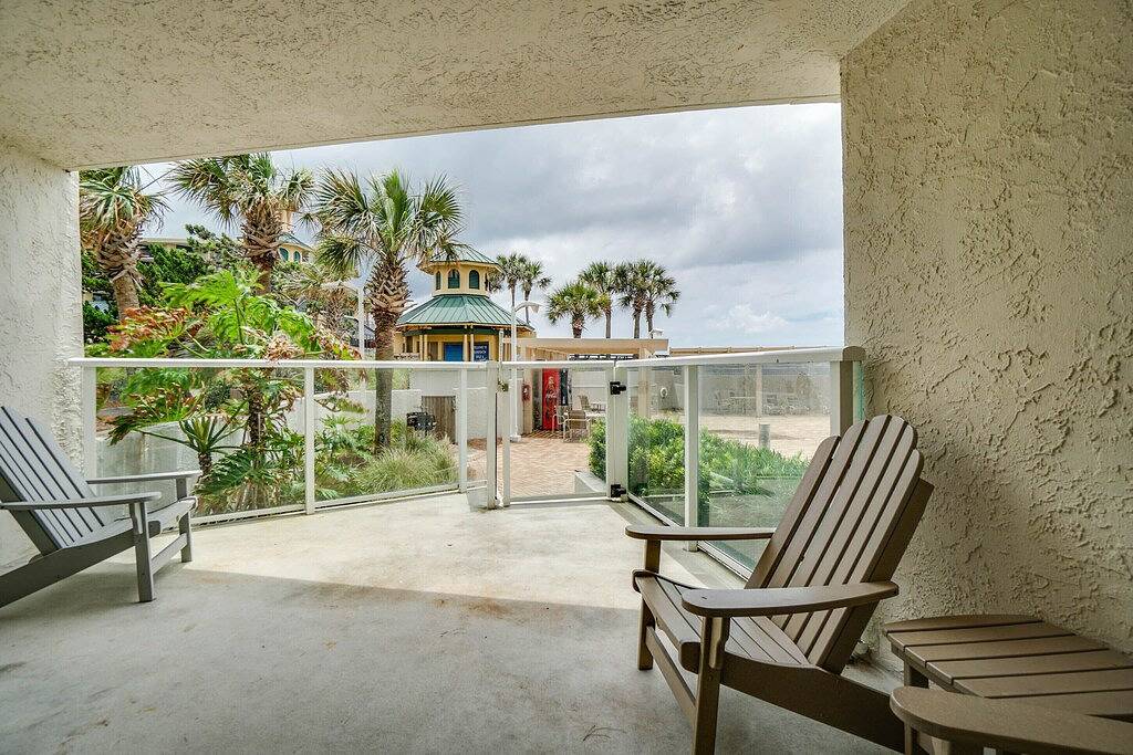 Beach Rental for 6 Guests in Four Mile Village, Miramar Beach