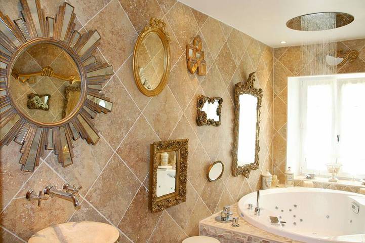 Location de vacances pour 2 personnes, avec piscine ainsi que jardin et jacuzzi à Simeyrols - 3