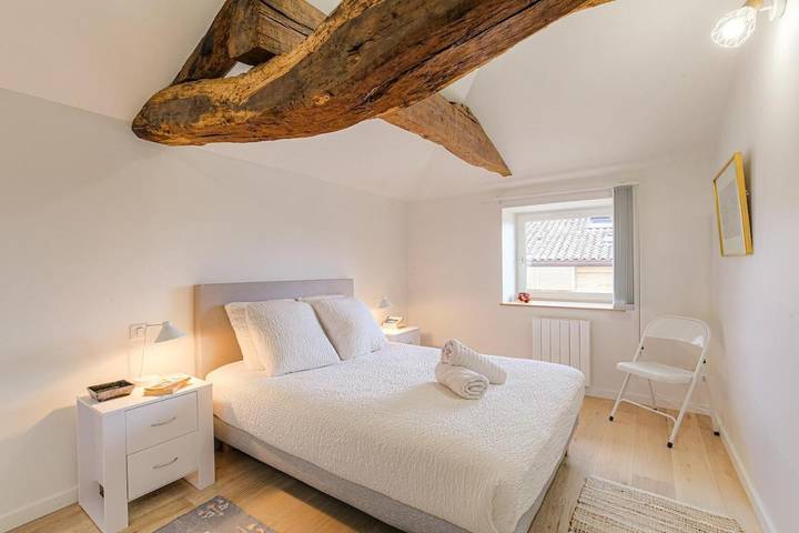 Gîte pour 4 personnes à Ville-sur-Jarnioux