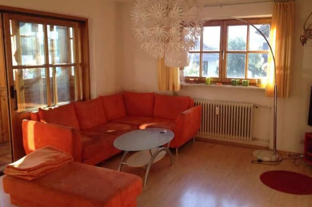 Ganze Wohnung, Wunderschöne 3 Zimmer Wohnung in der Nähe von Oberstdorf mit neuem Wlan !!! in Sonthofen, Bayerisch Schwaben