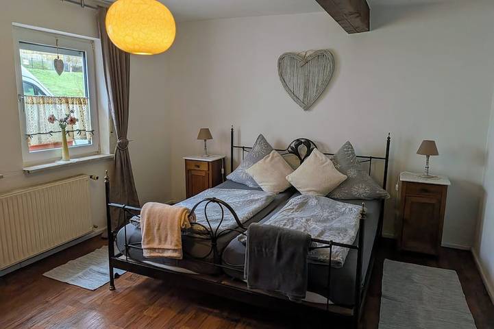 Ferienwohnung für 2 Personen, mit Haustier in Briedel