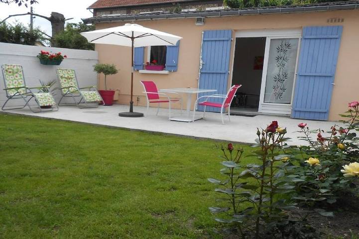 Casa de vacaciones para 3 personas, con jardín y terraza - 1