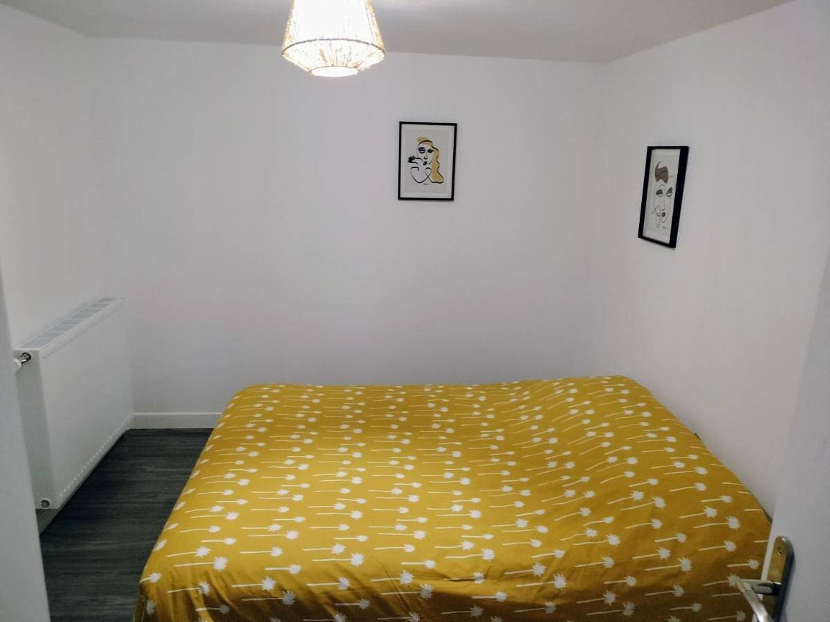 Appartement entier, Two-Bedroom Apartment in Hillion, Côte de Goëlo
