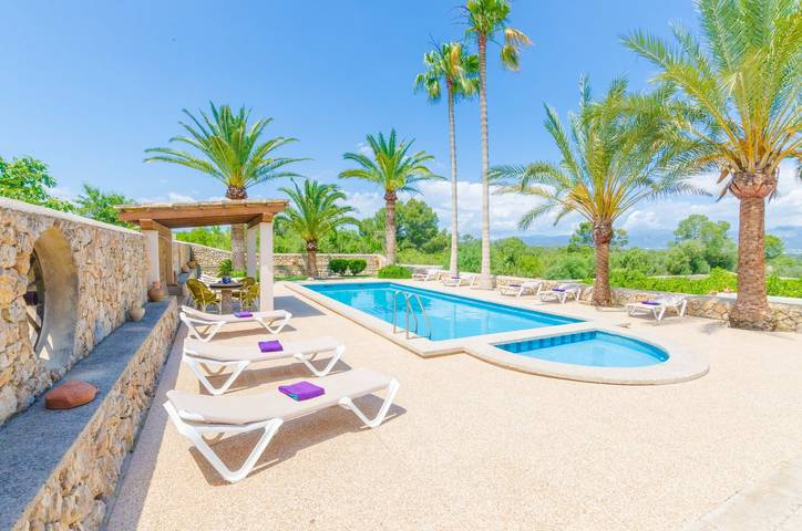 Chalet para 12 personas, con piscina y jardín además de terraza y piscina para niños en Mallorca - 3