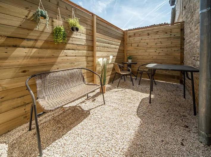 Location de vacances pour 4 personnes, avec terrasse à Bligny-lès-Beaune - 2
