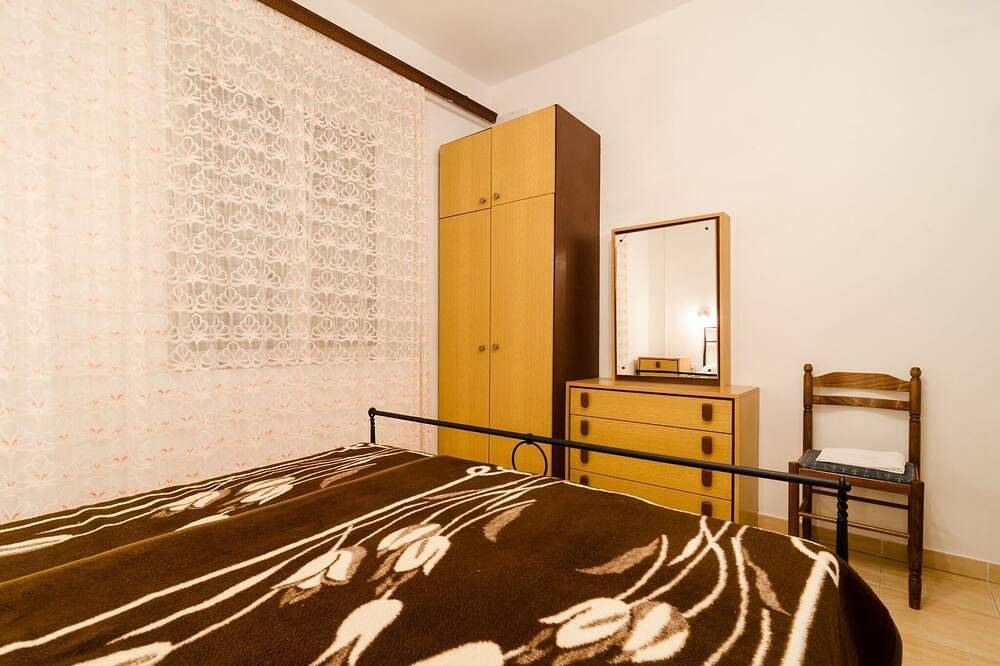 Ganze Wohnung, Guest House Kiko - Budget Double Room -  No.1 in Pomena, Mljet