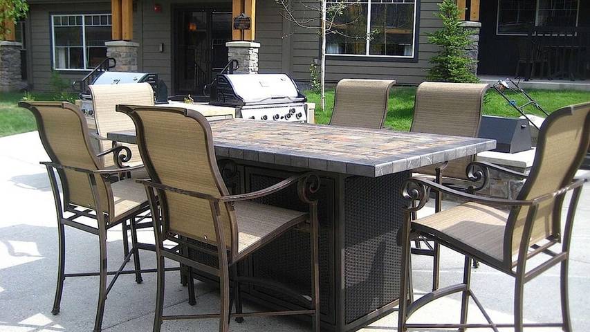 Holiday rental for 6 people, with hot tub and balcony in Canmore