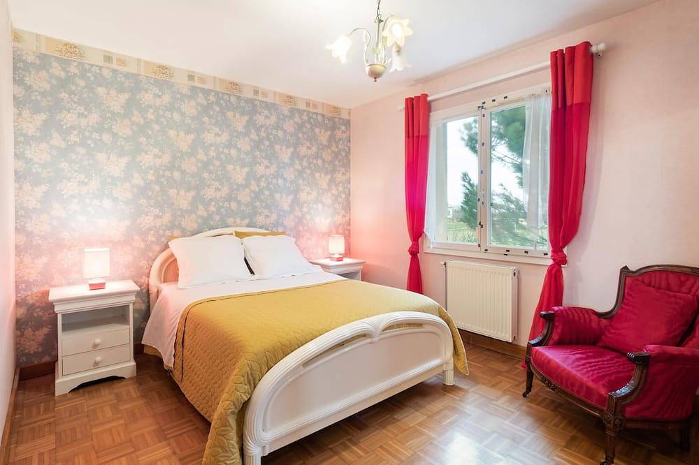 Homerez - Casa acogedora en Saint-Cyr-sur-le-Rhône in Saint-Cyr-sur-le-Rhône, Lyon region
