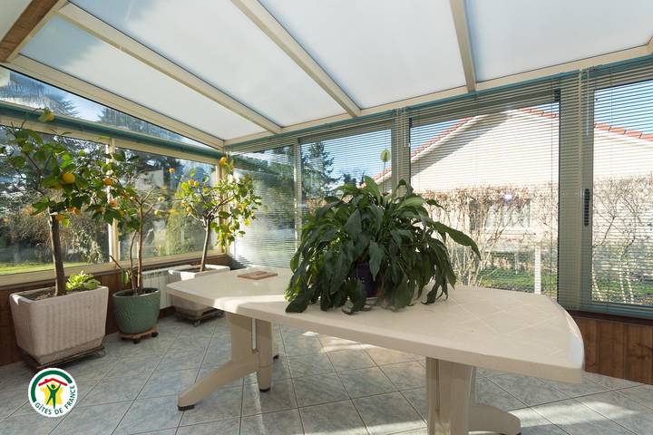 Gîte pour 6 personnes, avec jardin dans l' Isère - 2