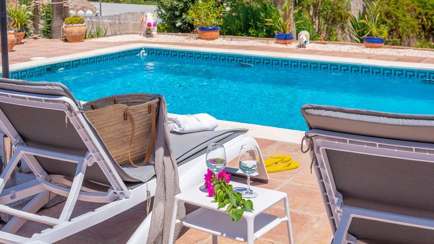 Finca für 6 Personen, mit Balkon/Terrasse und Whirlpool sowie Pool in Coín - 3