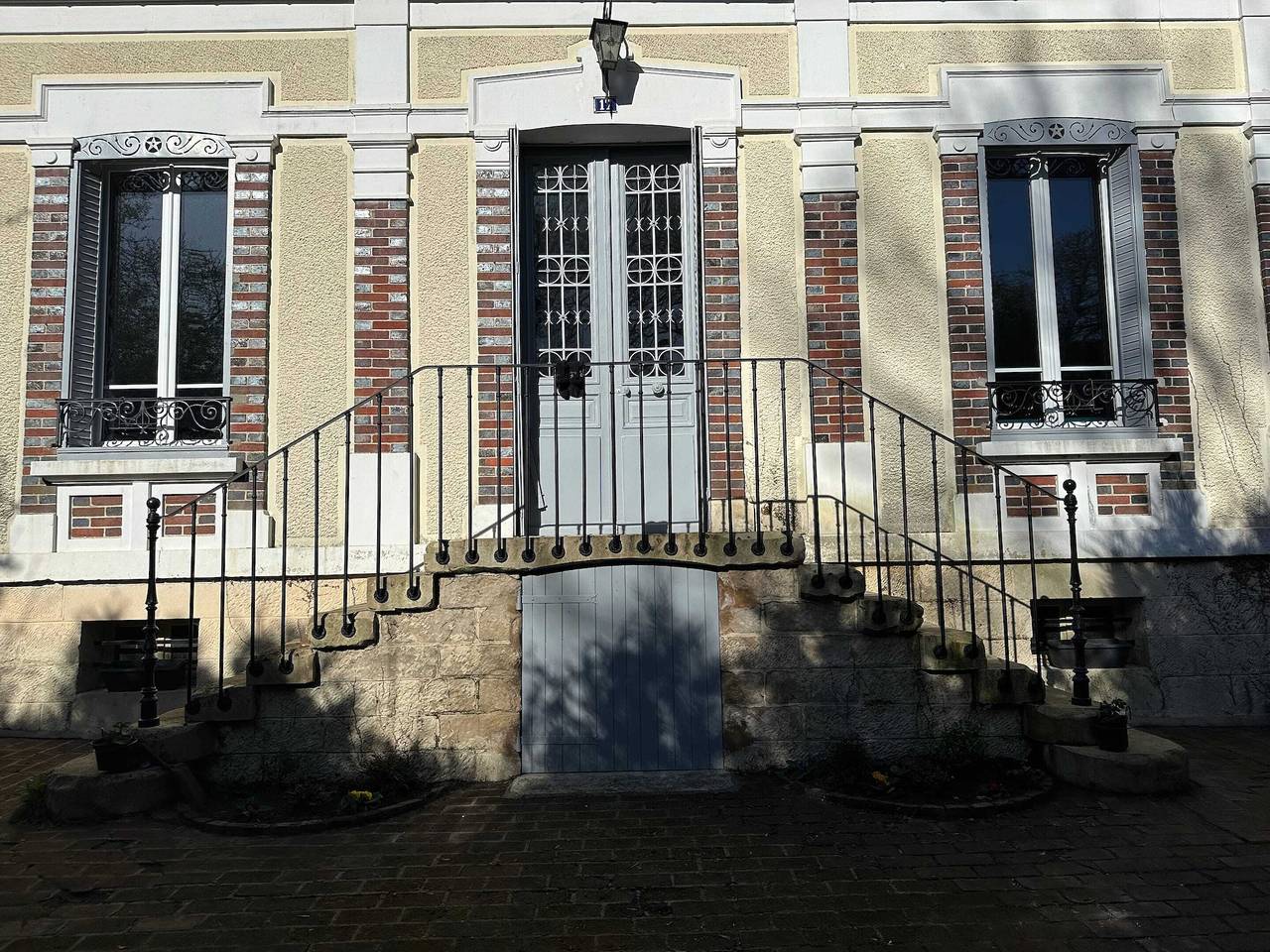 Maison spacieuse à Saint-Floret, avec piscine pour deux. in Saint-Florentin, Région d'Auxerre