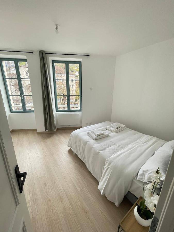 Gîte pour 5 personnes, avec vue dans Lac de Nantua - 3