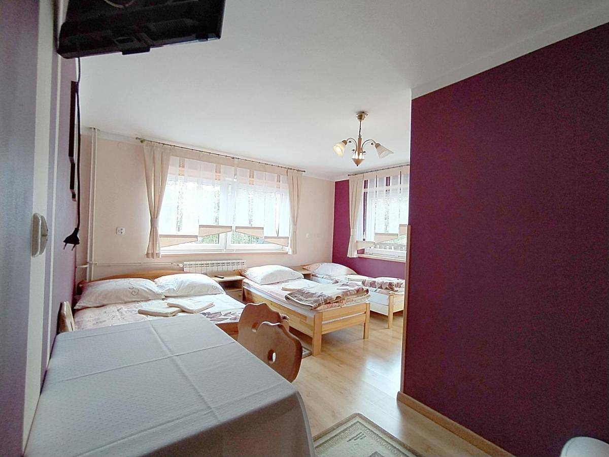 Double Room with Private Bathroom in Leśnica, Karpaty (Polska)