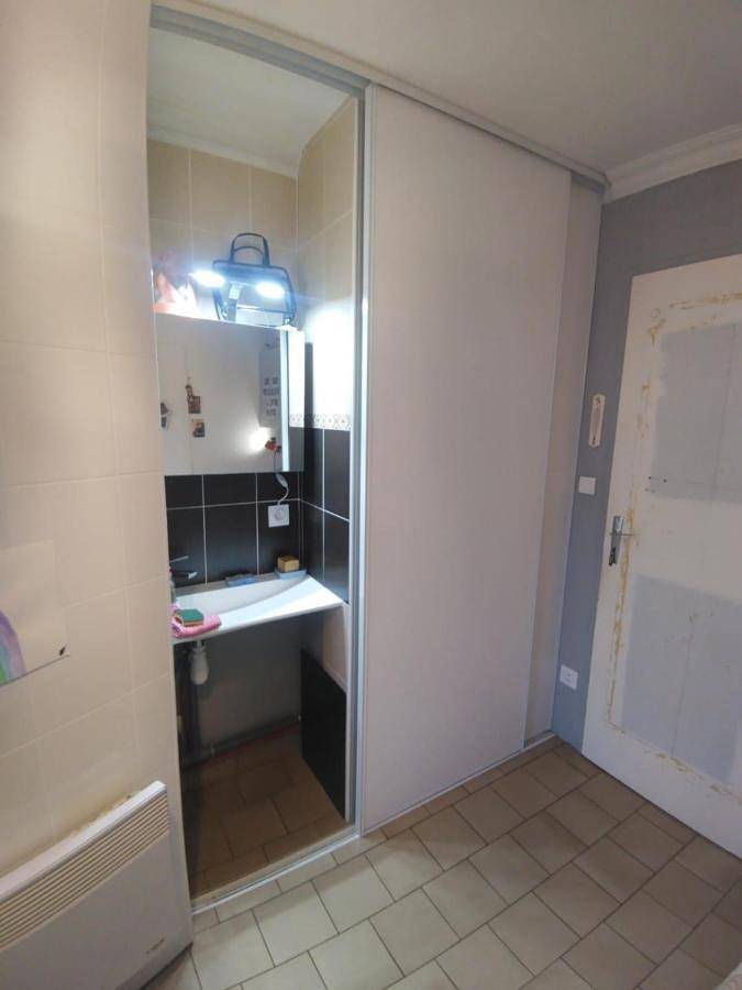 Double Room with Private Bathroom in Fatines, Sarthe