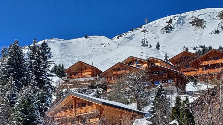 Gîte pour 4 personnes, avec jardin et vue dans Champoussin - 2