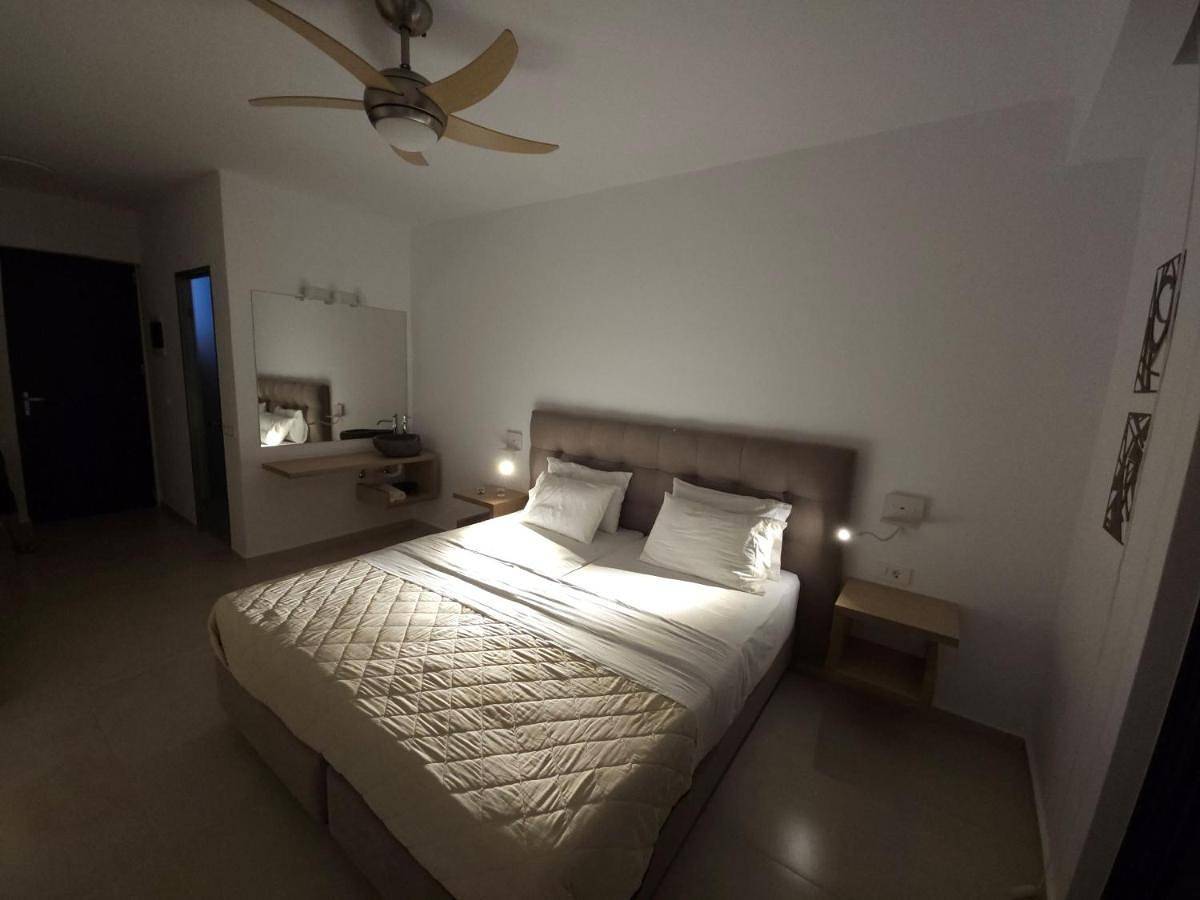 Geheel appartement, Deluxe Double Room with Balcony and Sea View in Planos, Zakynthos