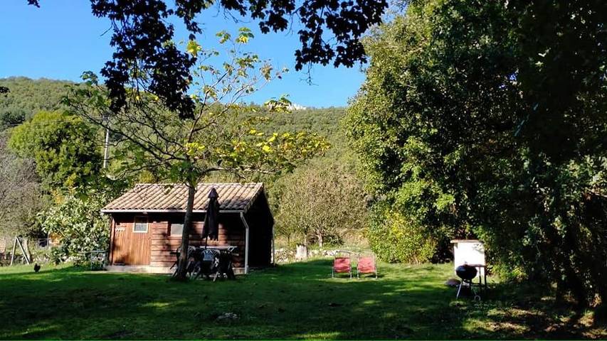 Chalet pour 2 personnes, avec jardin et vue