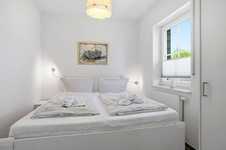 Ferienwohnung für 4 Personen, mit Terrasse und Garten in Greetsiel - 2