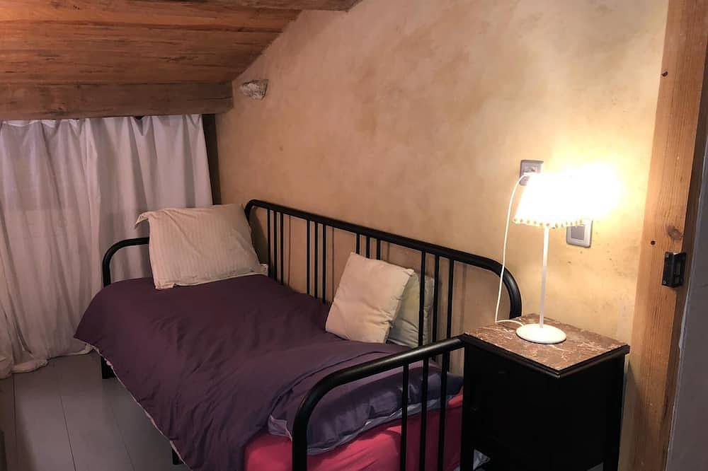 Le Patio a Duran.  Exceptional location in the heart of the Gers. in Duran, Gers