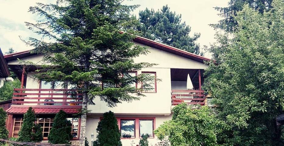 Appartement de vacances pour 8 personnes, avec Balcon et Terrasse ainsi que Jardin et Vue