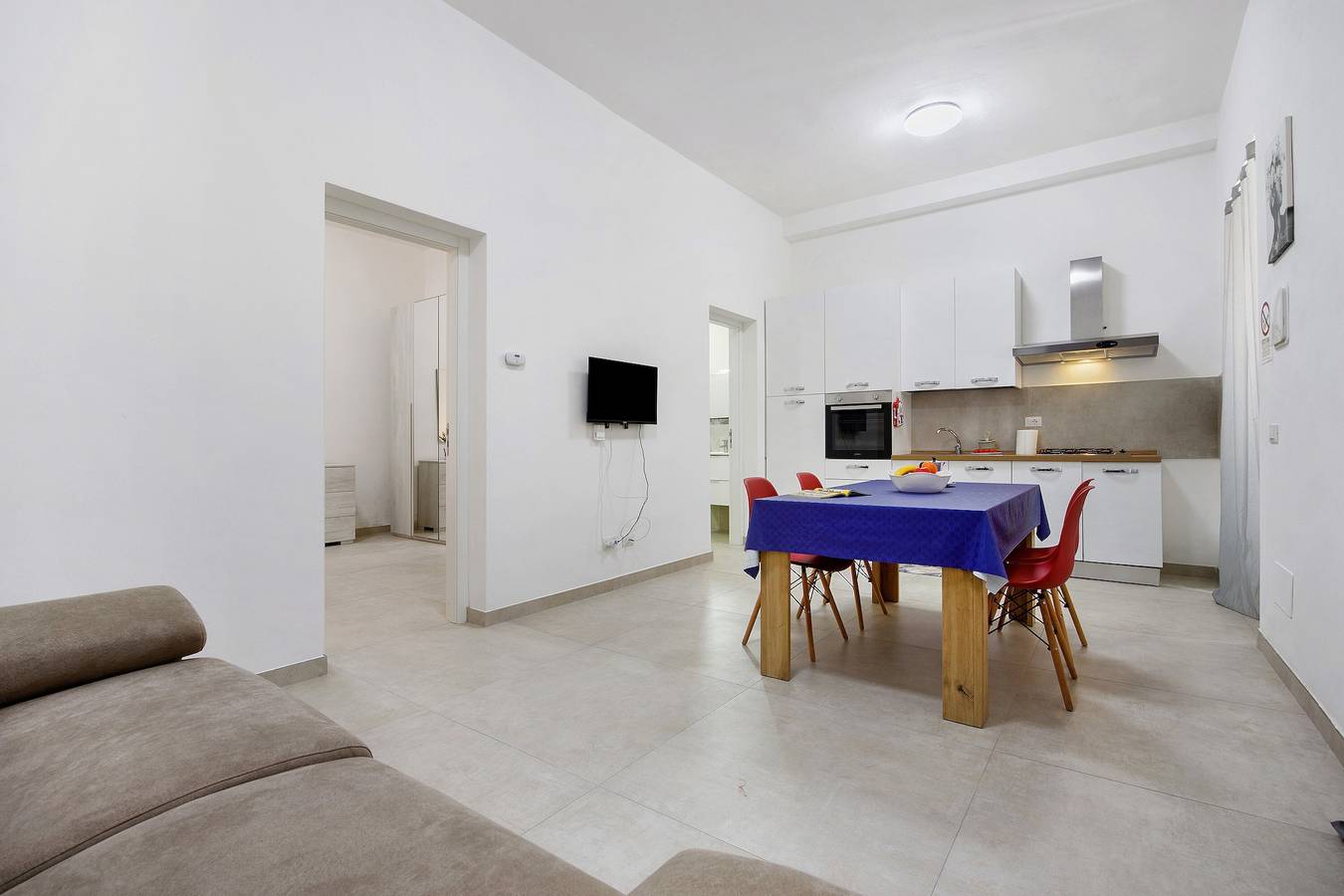 Entire apartment, Apartment 'Casa Zagara Bianca' with Wi-Fi and Air Conditioning in Balestrate, Palermo Province