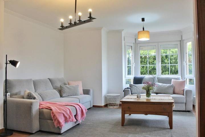 Casa rural para 8 personas, con jardín y terraza, Se admiten mascotas en Bareyo - 2