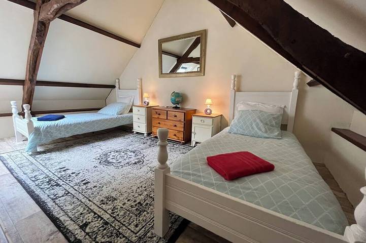 Location de vacances pour 6 personnes, avec jardin à Laniscat - 3