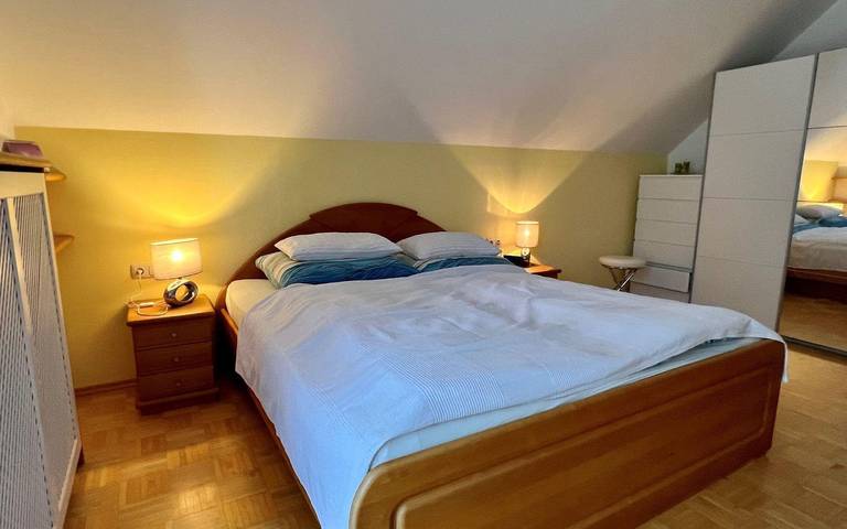 Ferienwohnung für 5 Personen, mit Ausblick und Balkon, kinderfreundlich - 1