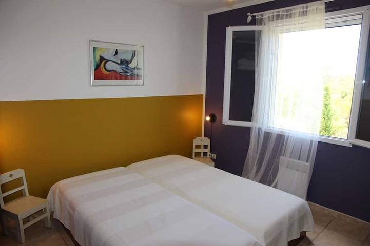 Location de vacances pour 12 personnes, avec terrasse et jardin, animaux acceptés à Le Thoronet - 3